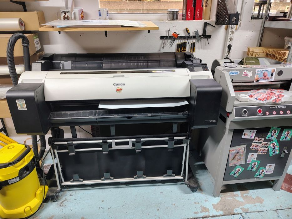 Plotter Canon TM 300 cartușe refill