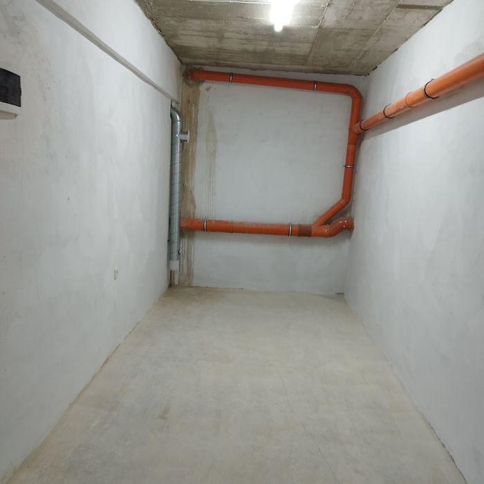 Дава се под наем Гараж / Паркомясто в с. Гецово, Област Разград - 14 кв.м за 76.5 € - Снимка #3