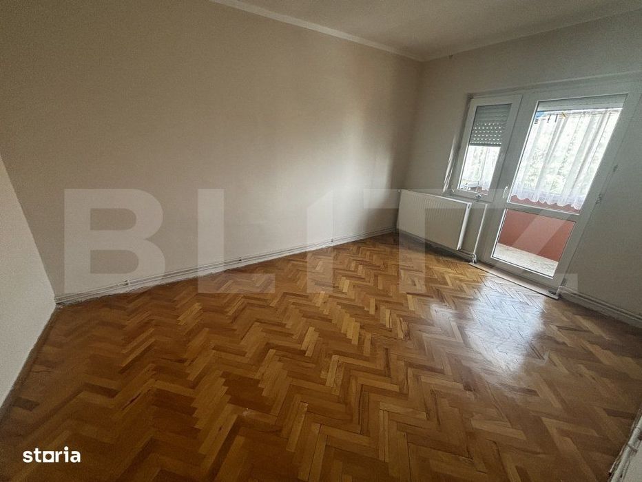 Apartament cu 3 camere, decomandat, 96 mp, zona Micro 16