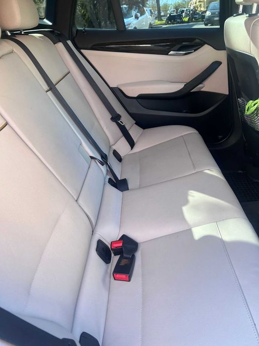 BMW X1 2010 — imagine 5
