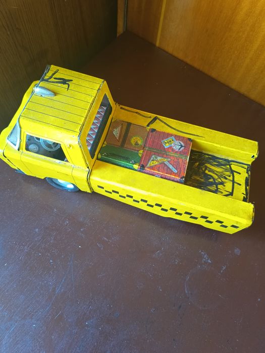 Furgoneta taxi metaloglobus veche stare f buna