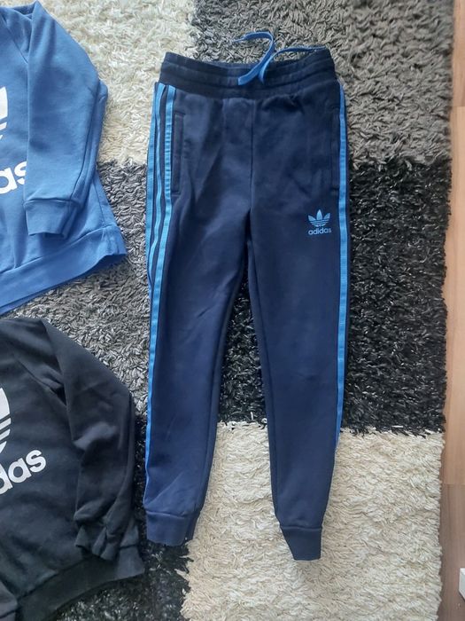 Лот adidas, адидас