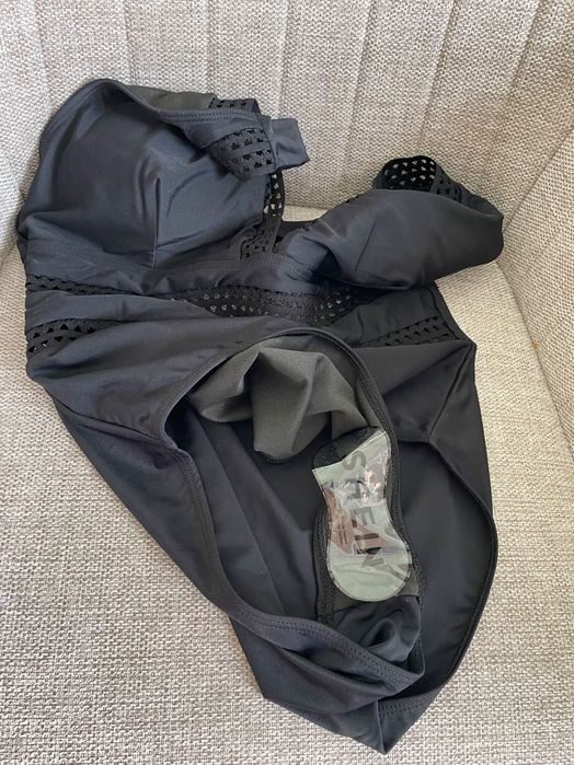 Дамски бански L размер