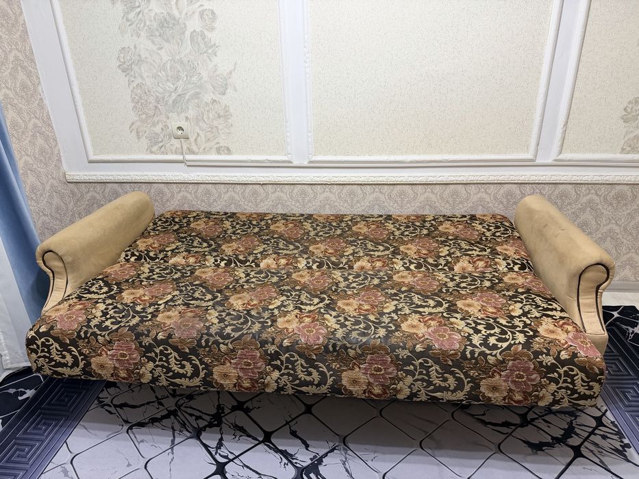 Диван расклалной