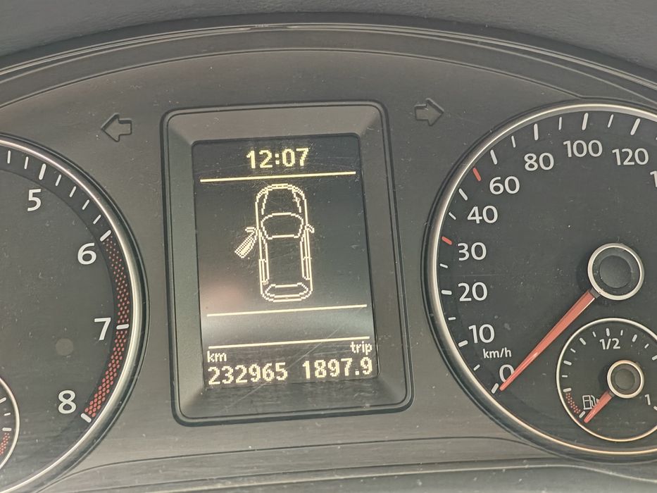 VW Golf Plus 1.4 TSI 122 CP AUTOMATĂ | Park Assist | Senzori | Scaune încălzite