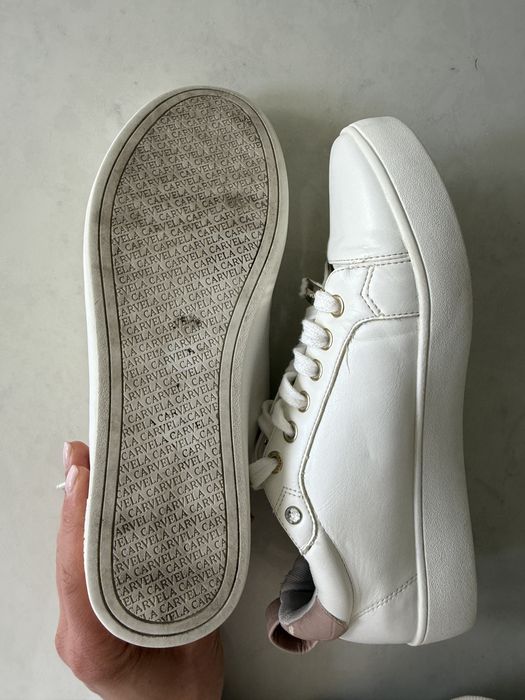 Маратонки  Carvela by Kurt Geiger