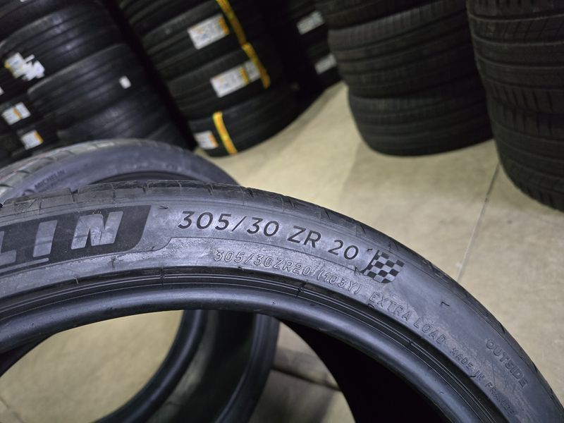 305/30/20//245/35/20 MICHELIN