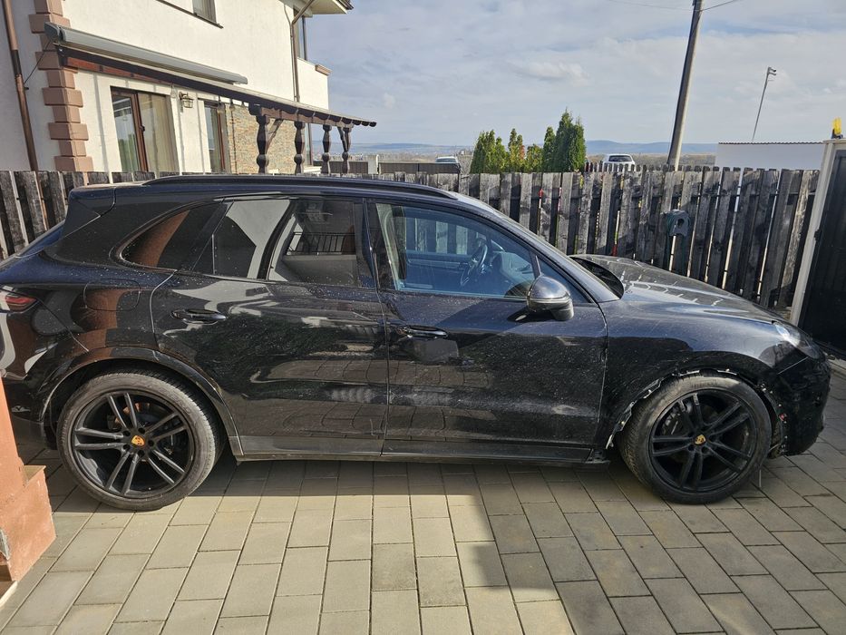 Porsche cayenne 2018 avariat