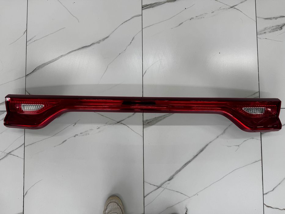 Фонарь задний центральный на крышке багажнике Haval M6