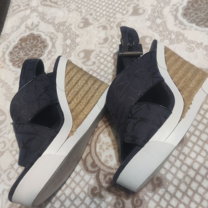 Малки нежни краченца