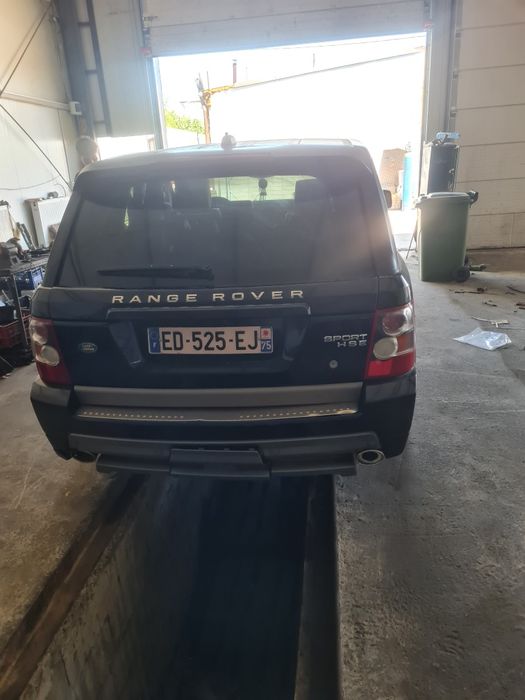 Dezmembrez Range Rover Discovery 2.7 diesel