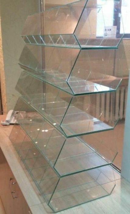 Витрины стеклянные  Зеркала Оргстекло