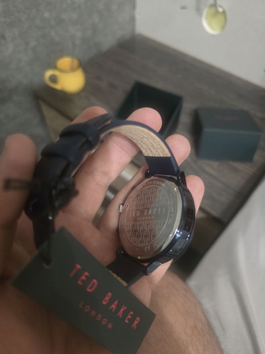 Часовник Ted Baker london