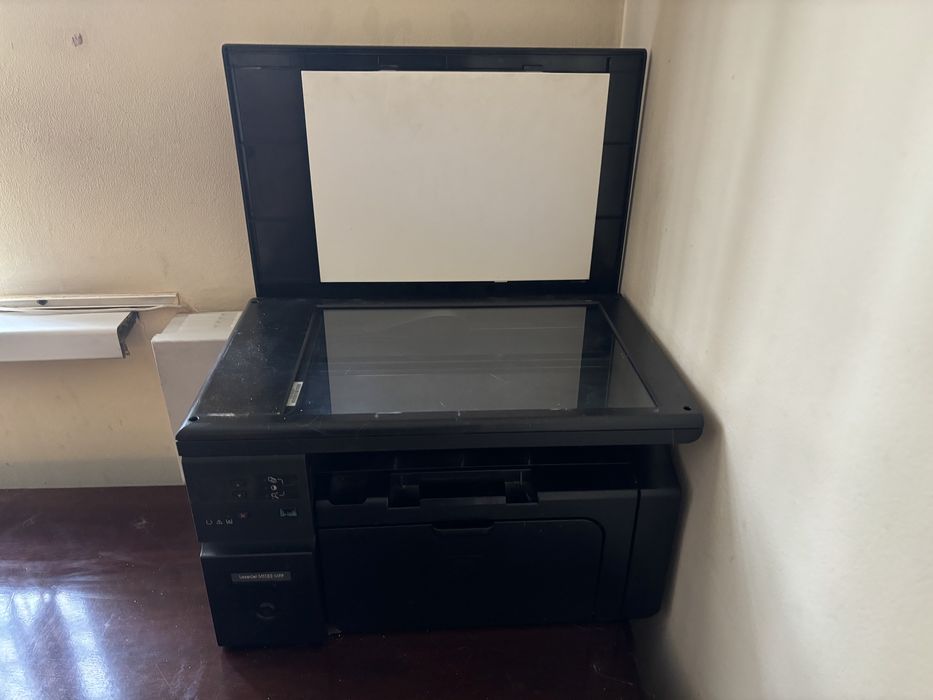 Продам принтер laser jet m1132