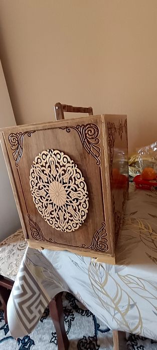 Dekarativniy yongʻoq qafas sotiladi yengi qafas spitsadan qilingan
