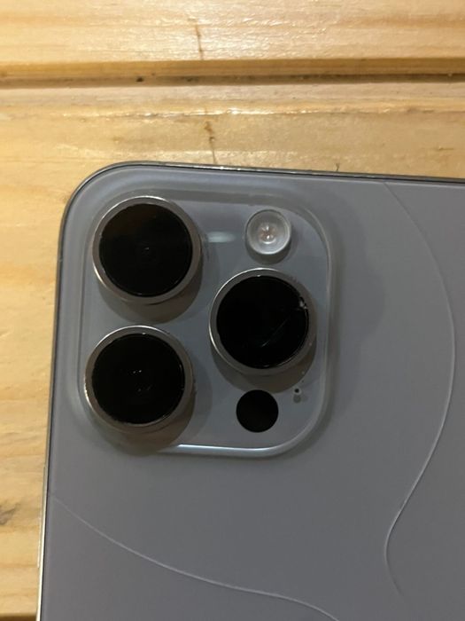 Срочно продам айфон 15про макс 256гб