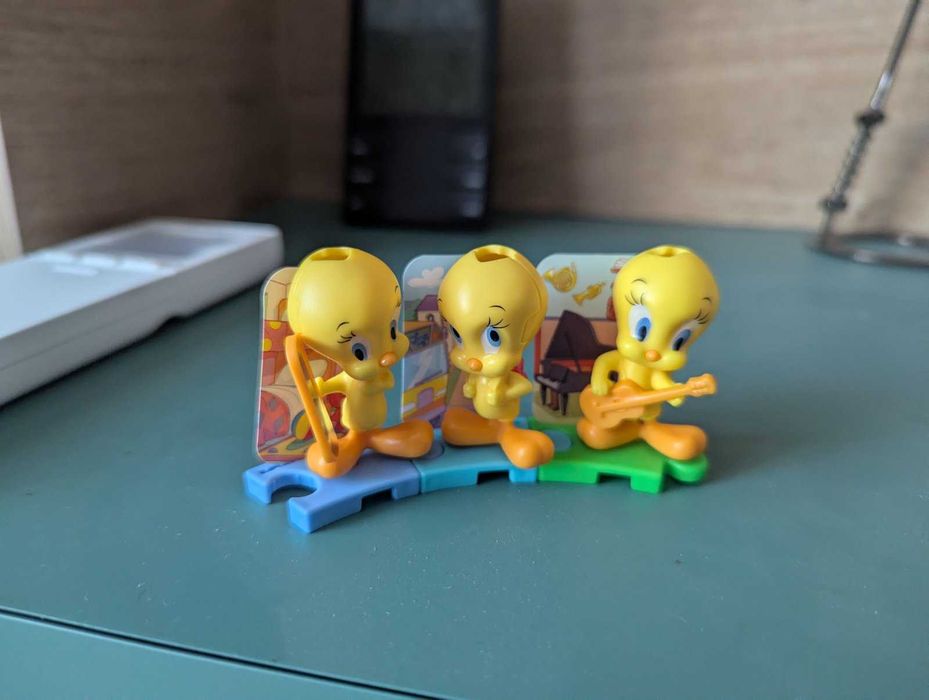 Kinder Joy Tweety