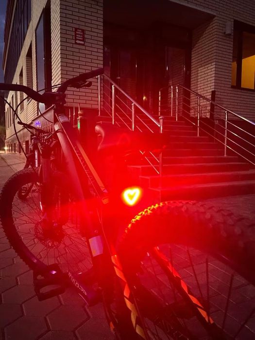 Продам Велосипед в хорошем состояние !