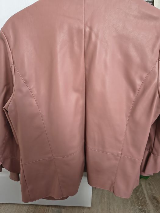 Дамско кожено яке изкуствена кожа размер 42, ново, 30улева