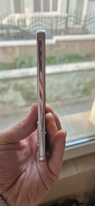 Продавам много запазен телефон s23 - 256 евро