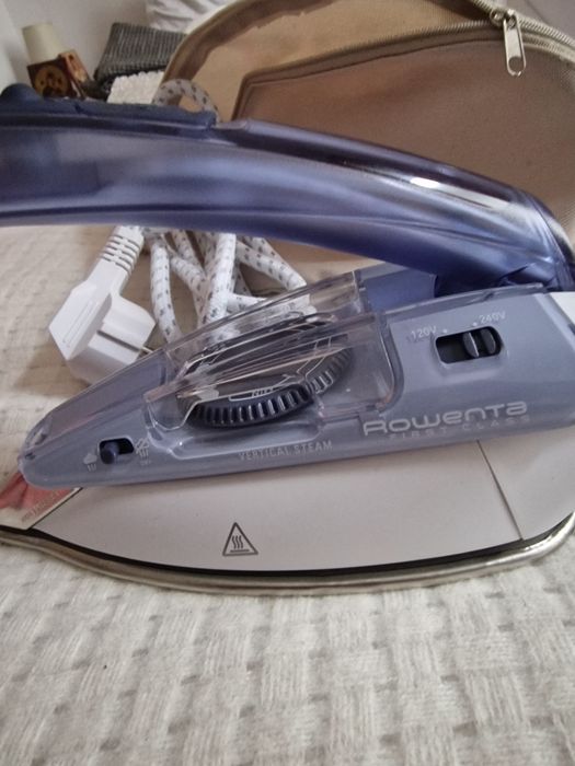 Fier de călcat de voyage Rowenta