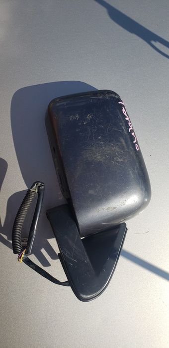 Продам зеркало лев .