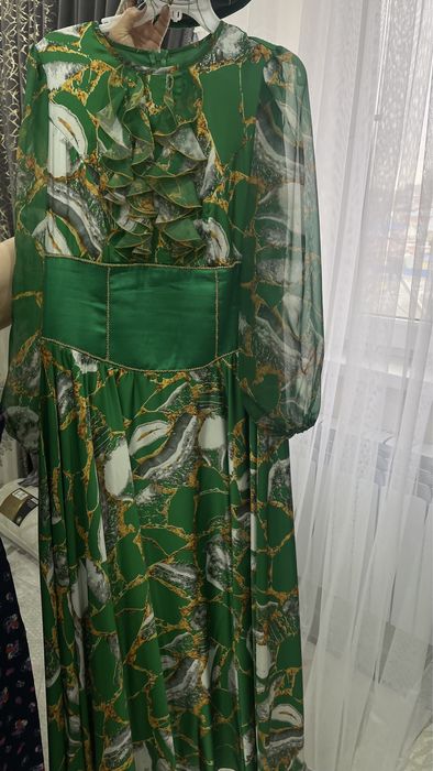 Женское платье