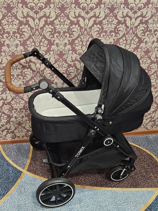 TOMIX"Aura" 2 в 1 . Продам коляску