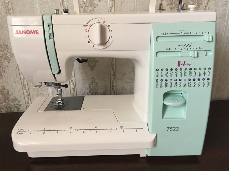 Швейная машинка