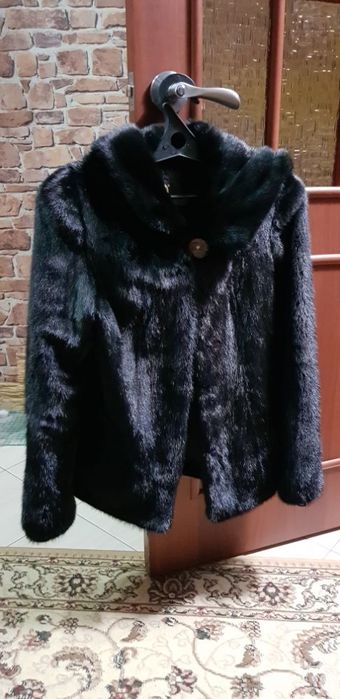 Продам норковую шубу!