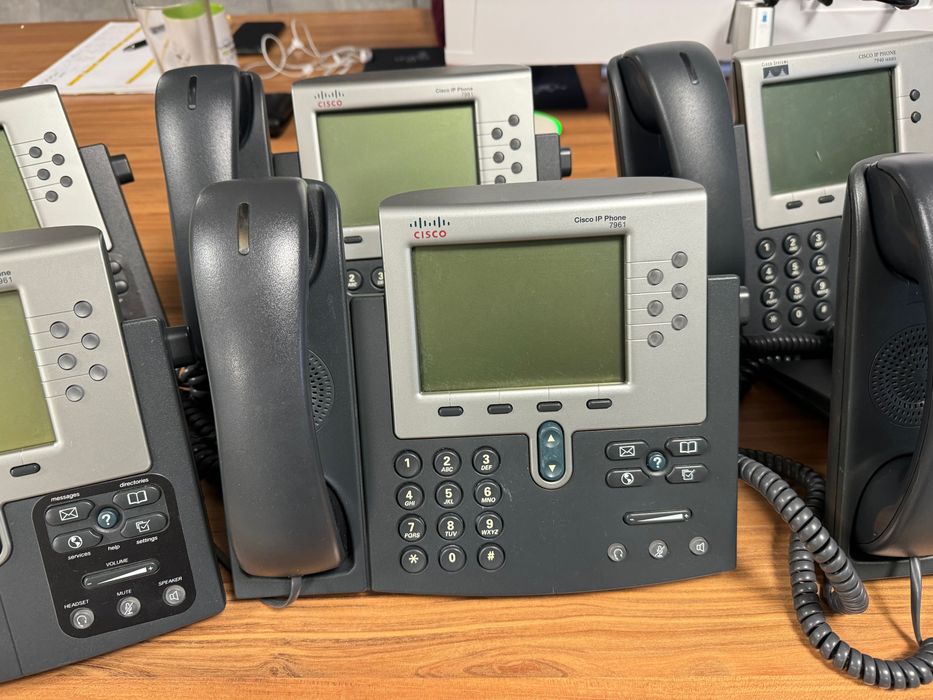 Cisco IP телефони 7961G-GE и 7906G