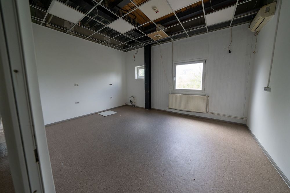 Hală Depozit + Birouri Otopeni Centura Nord | 1093 mp | Acces TIR Renovat.