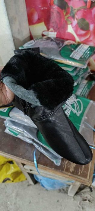 Табиий теридан тайёрланган натуральный пайпоқ махсилар