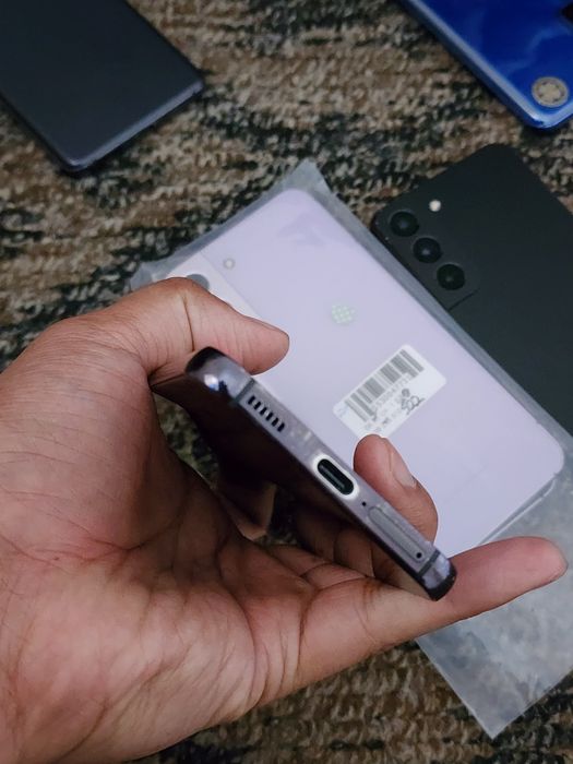 Samsung  S22 5G 8/256gb