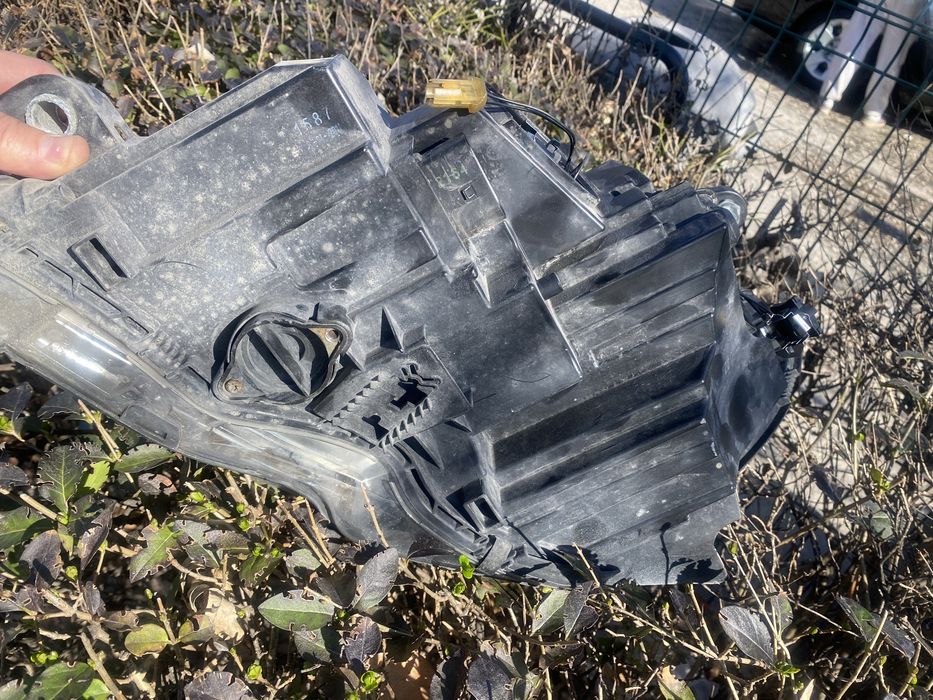 Фар десен Merceedes  C200 C300