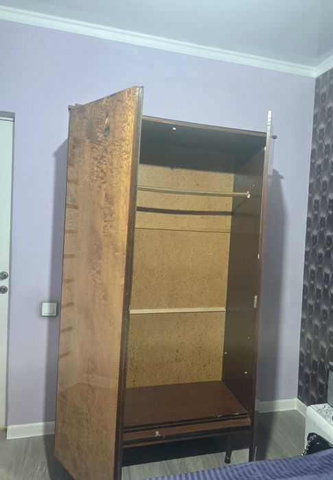 Отдам шкаф бесплатно!