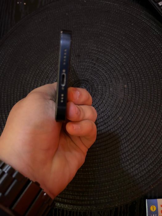 Vand iphone 14 in stare foarte buna de functionare.