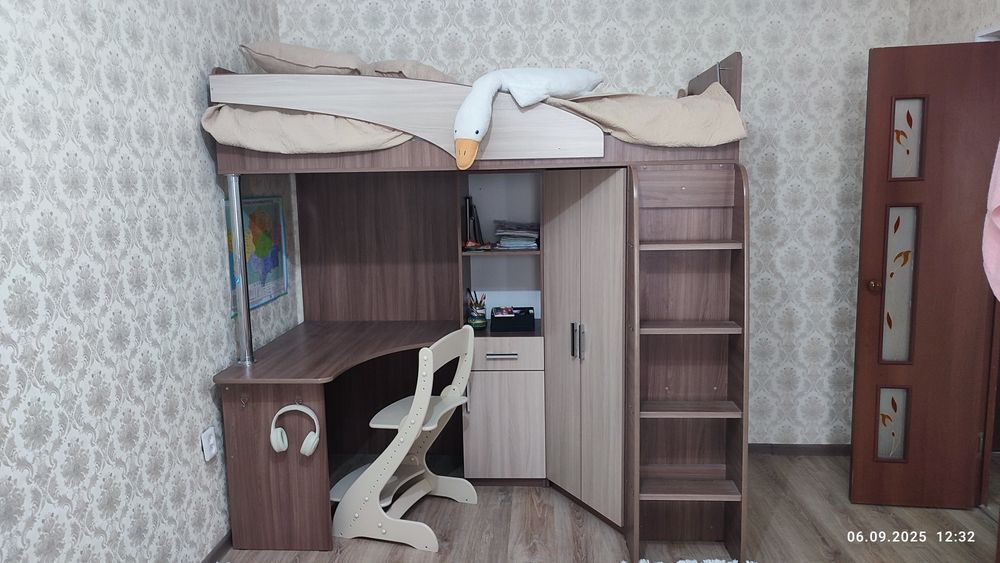 Подростковый гарнитур