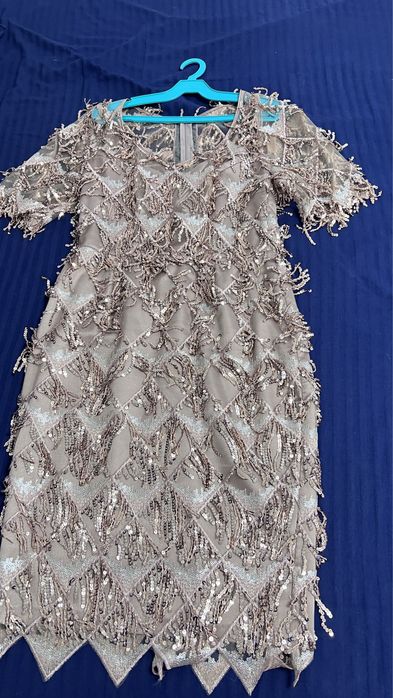 Rochie elegantă facuta pe comanda , foarte frumoasa