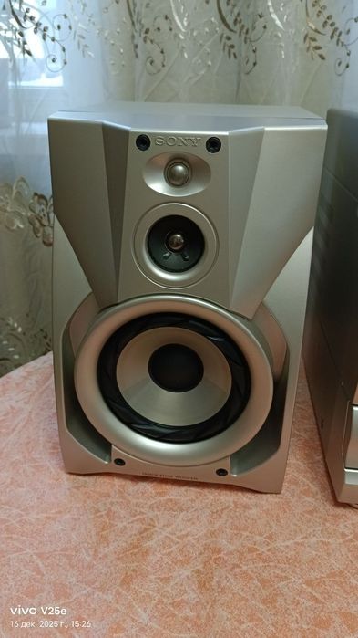 Sony GRX-5 музыкальный центр.