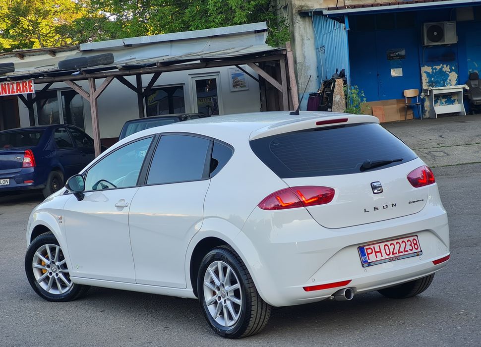 SEAT Leon 2013 — imagine 4