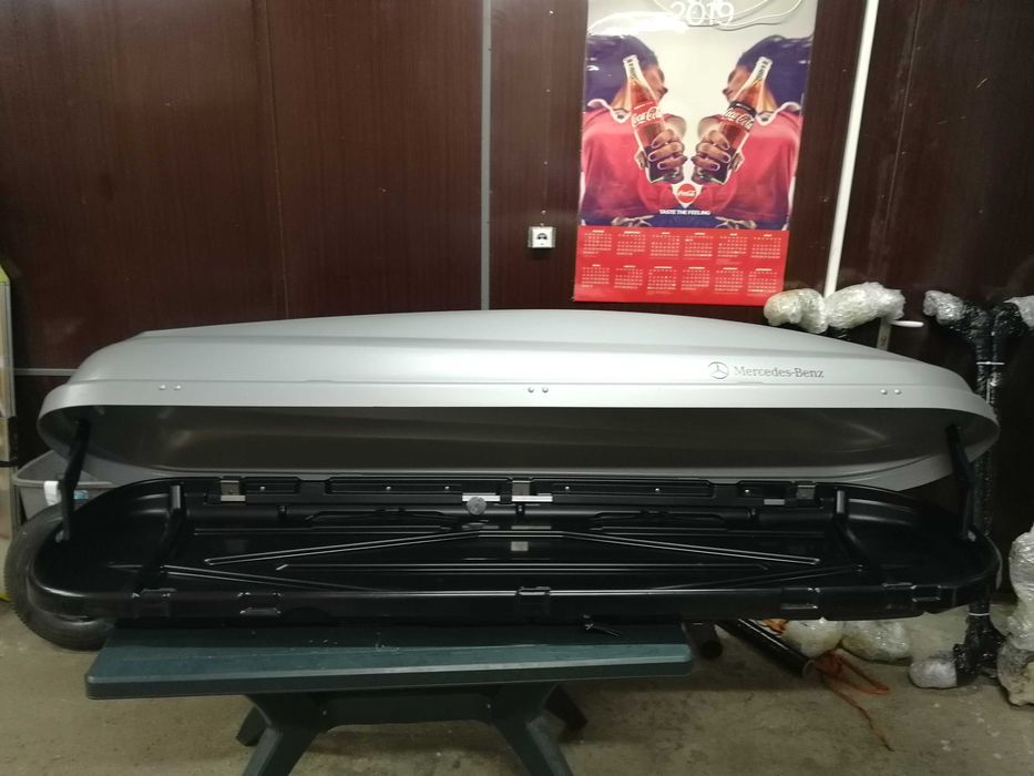 Оригинален Авто бокс на
Мерцедес - Бенц.