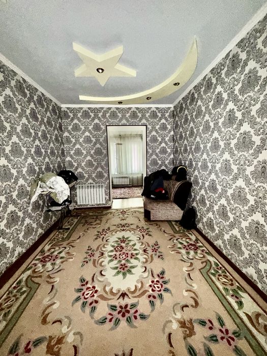 Продаётся 3 ком центральный базар