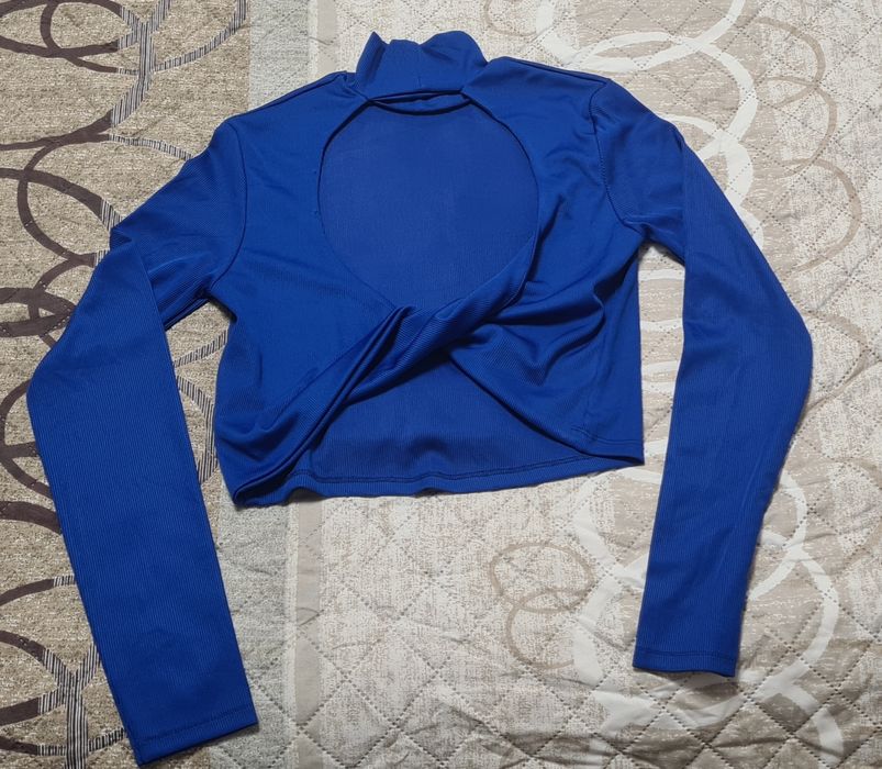 Дамска нежна блуза - Bershka