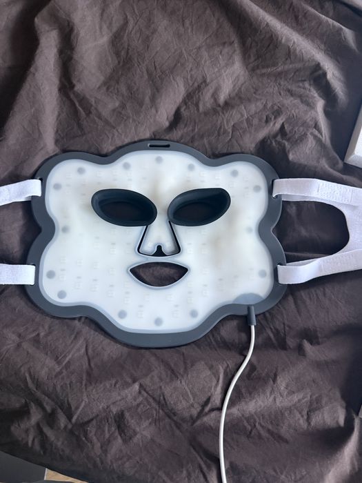 Маска с червени и инфраред светлини, red light mask