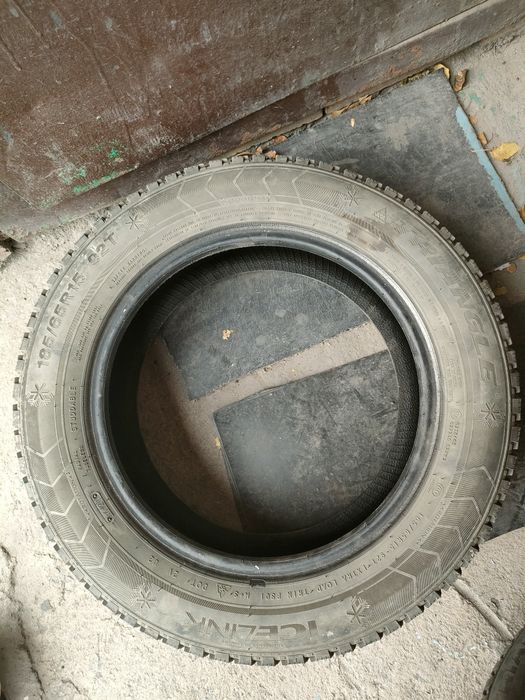 Продам две шины triagle б/у