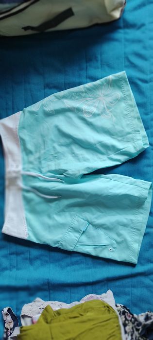 Продавам дамски сърф бански Trespass, размер S