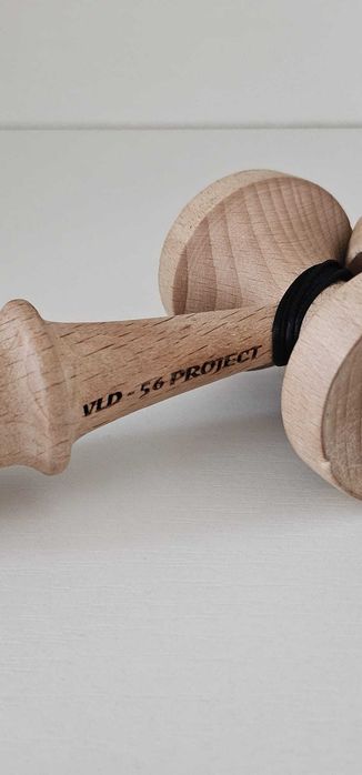 Kendama cu ken cioc-cioc ediție limitată cu o tama Okendama