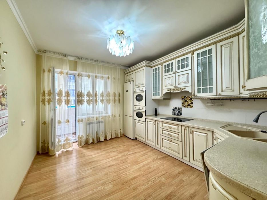 Продается 3 комнатная квартира