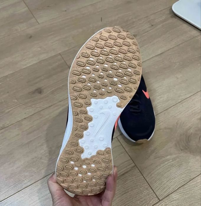 Кроссовки nike  оригинал